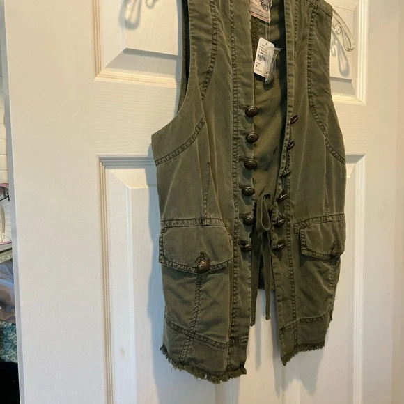 Free People Vest - Picture 2 of 10